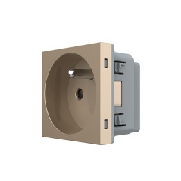 Earthed socket - Type E