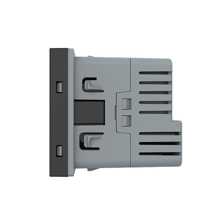 Prise avec terre Schuko et chargeur USB C - type F