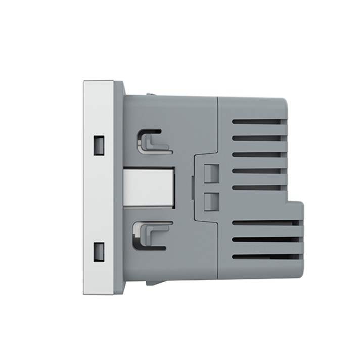 Prise avec terre Schuko et chargeur USB C - type F